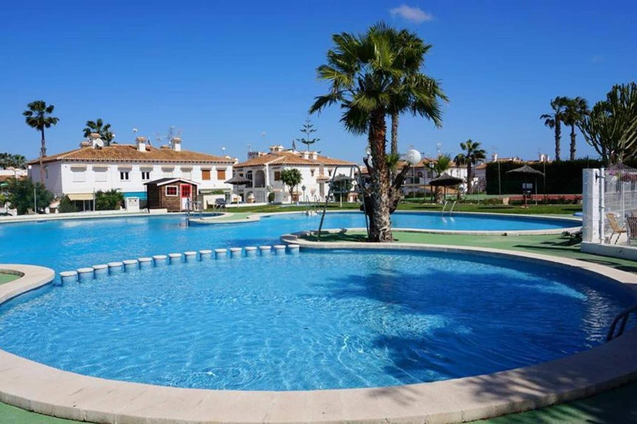 Costa Blanca Bungalow Lago Jardin Frente Piscina 4 Personas #Prp001 By Stay Orihuela Costa 托雷维耶哈 外观 照片
