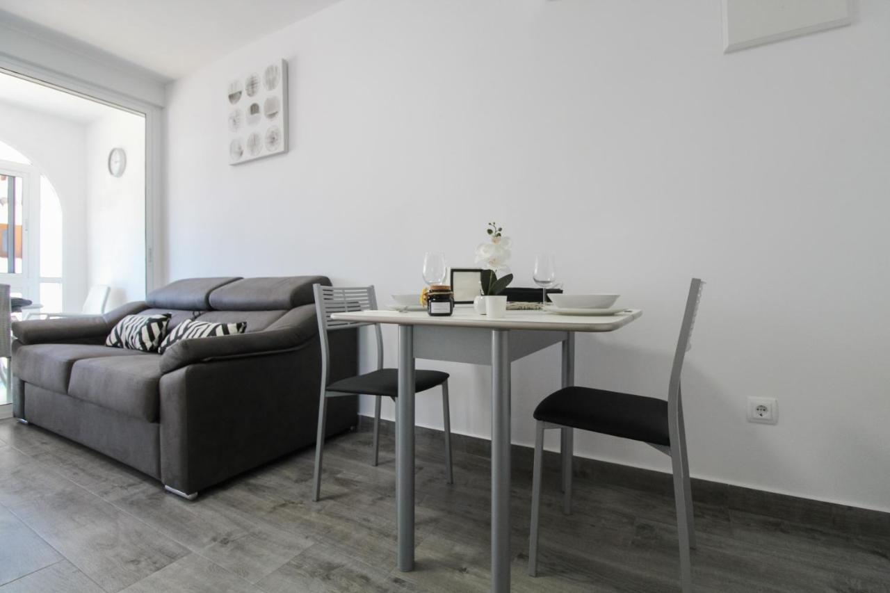 Costa Blanca Bungalow Lago Jardin Frente Piscina 4 Personas #Prp001 By Stay Orihuela Costa 托雷维耶哈 外观 照片