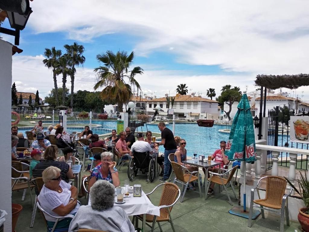Costa Blanca Bungalow Lago Jardin Frente Piscina 4 Personas #Prp001 By Stay Orihuela Costa 托雷维耶哈 外观 照片